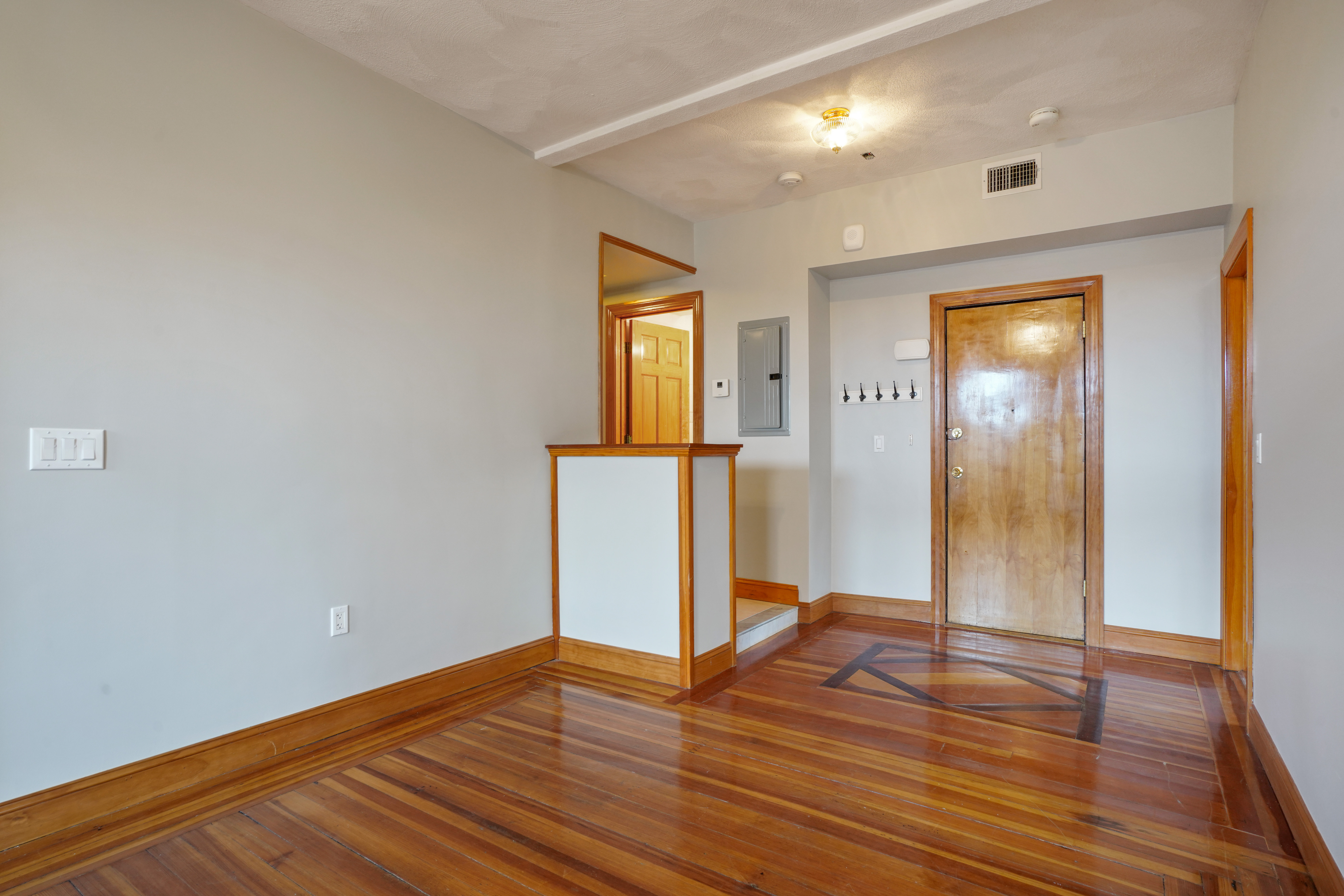 391 Hanover St, North End