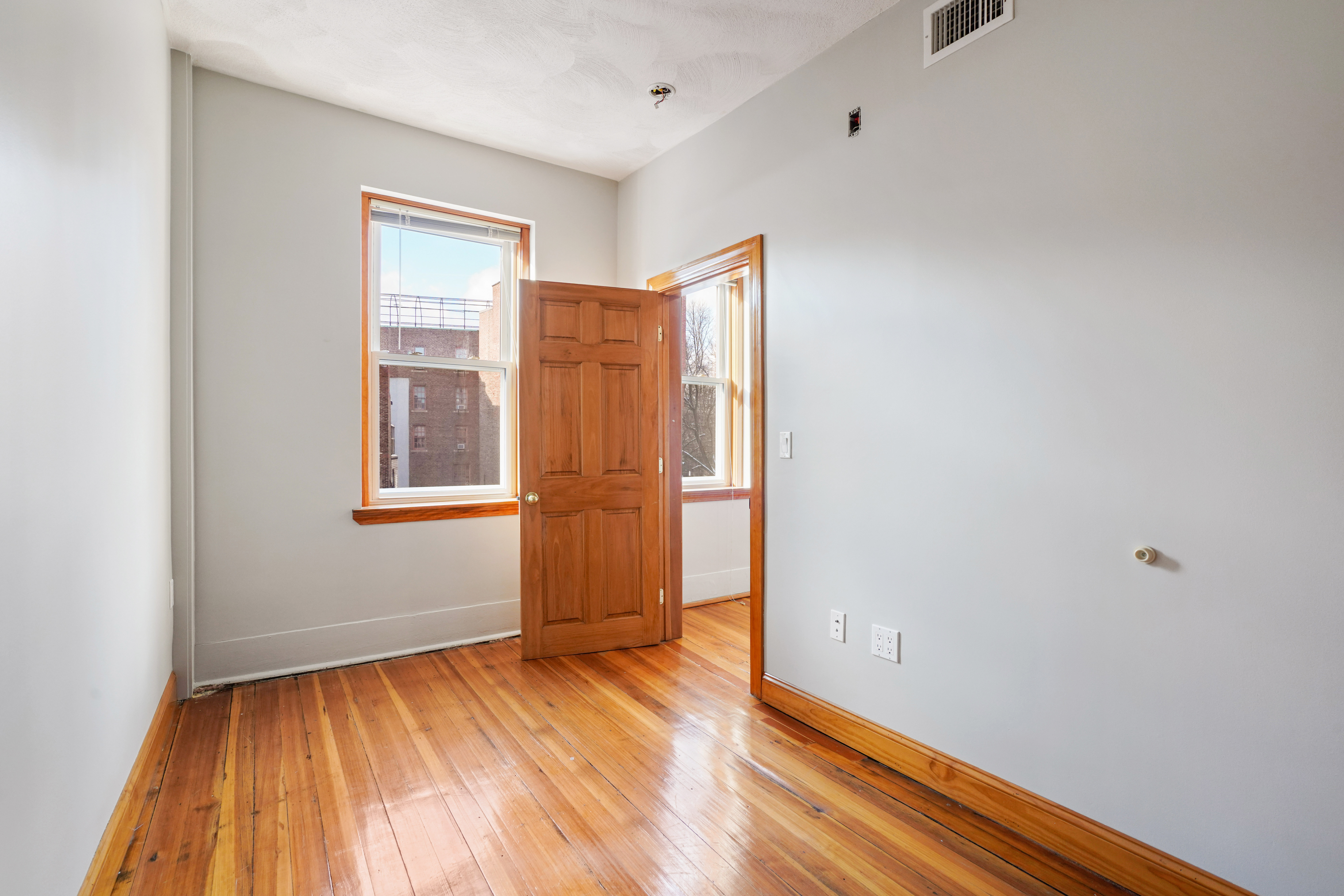 391 Hanover St, North End