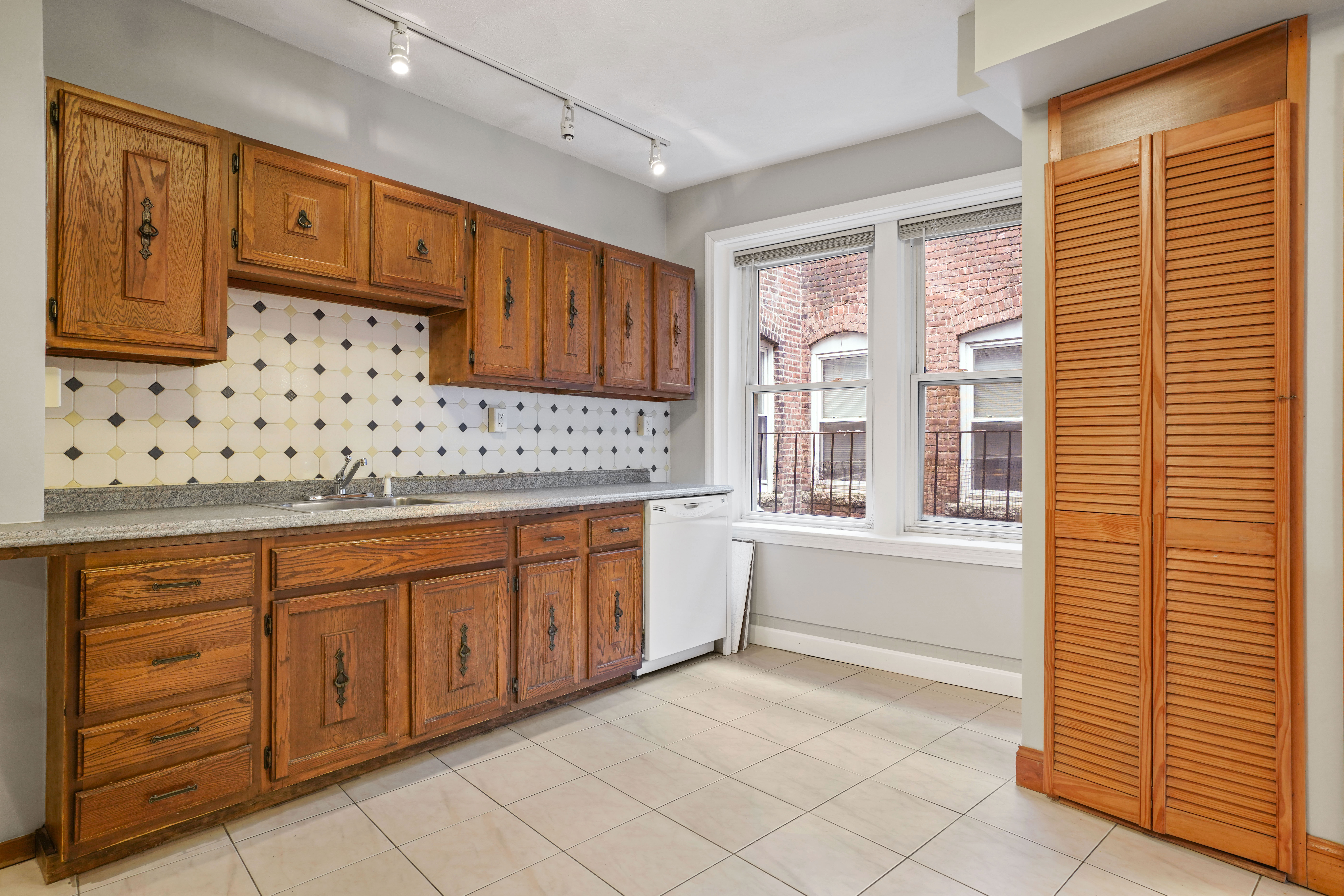 391 Hanover St, North End