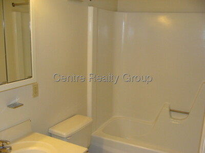 73 Hamlet St, Thompsonville