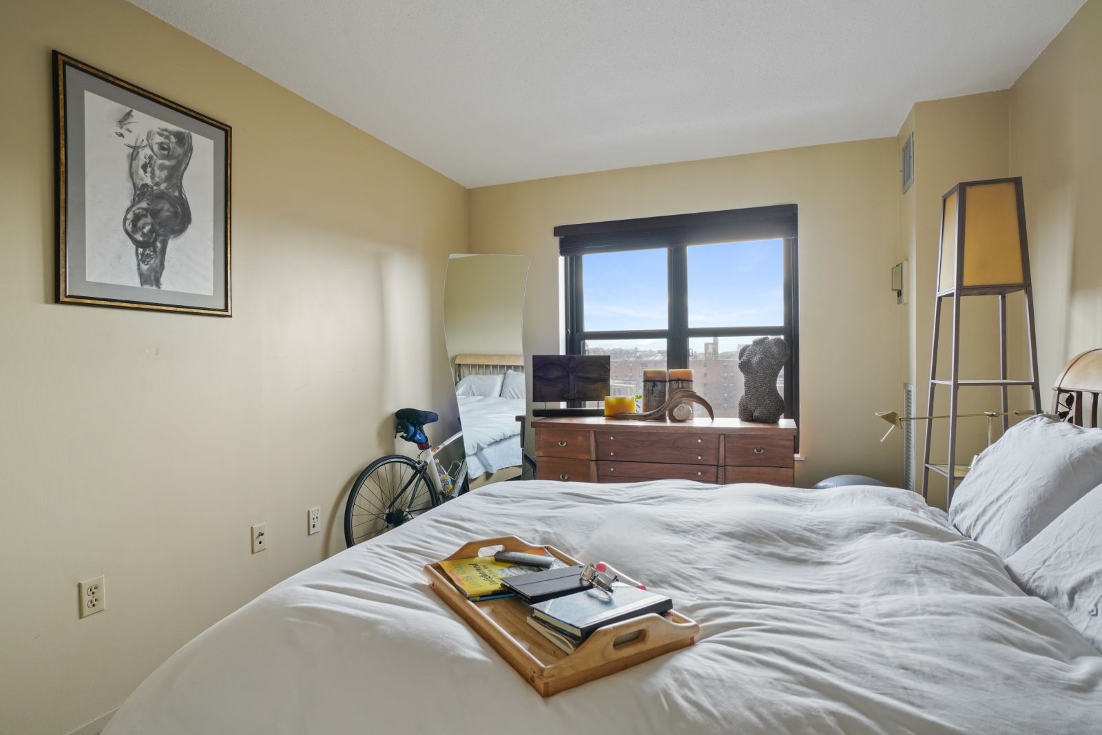 16 Harcourt St, Back Bay