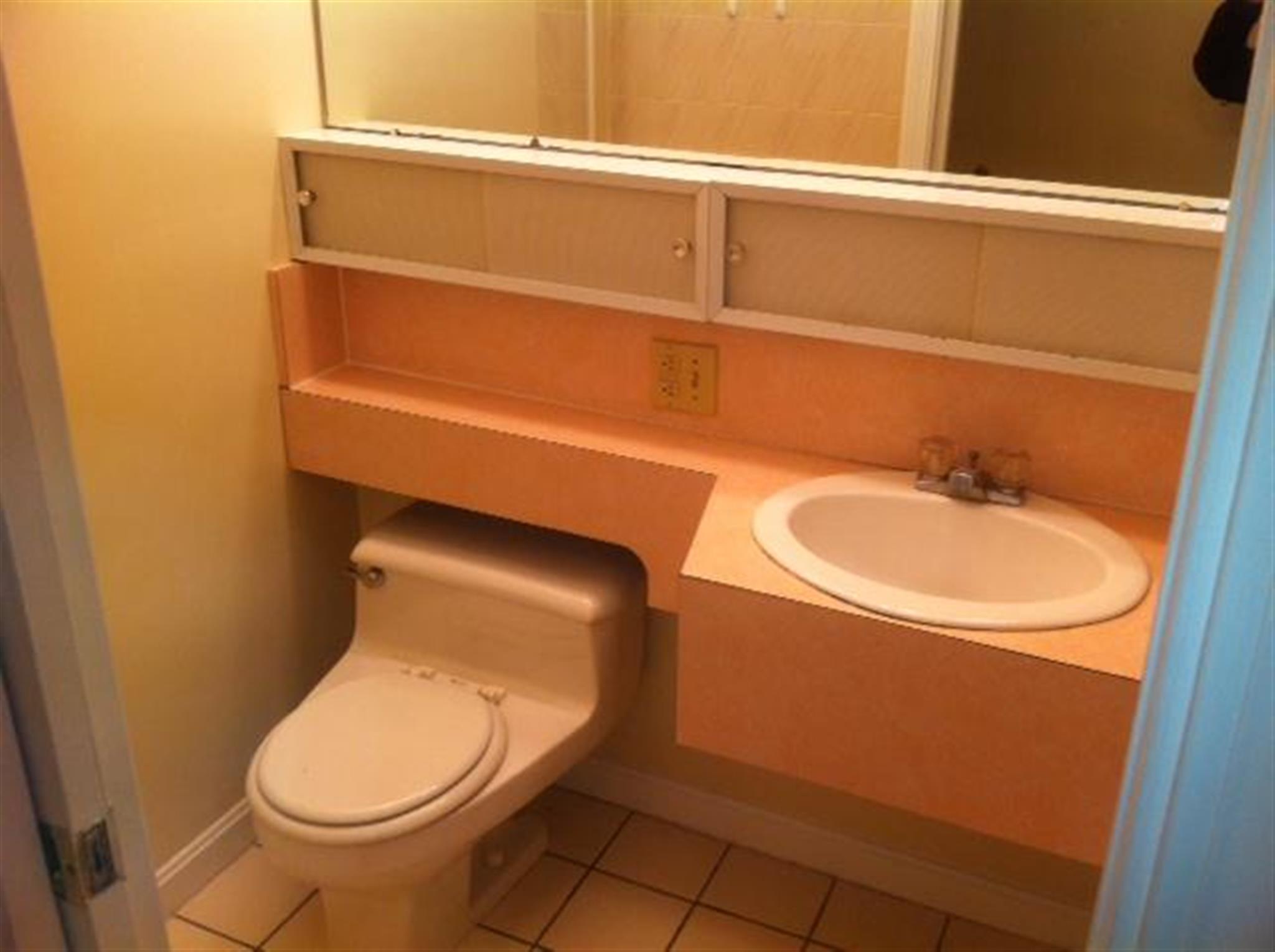 12 Mount Auburn St, Harvard Square