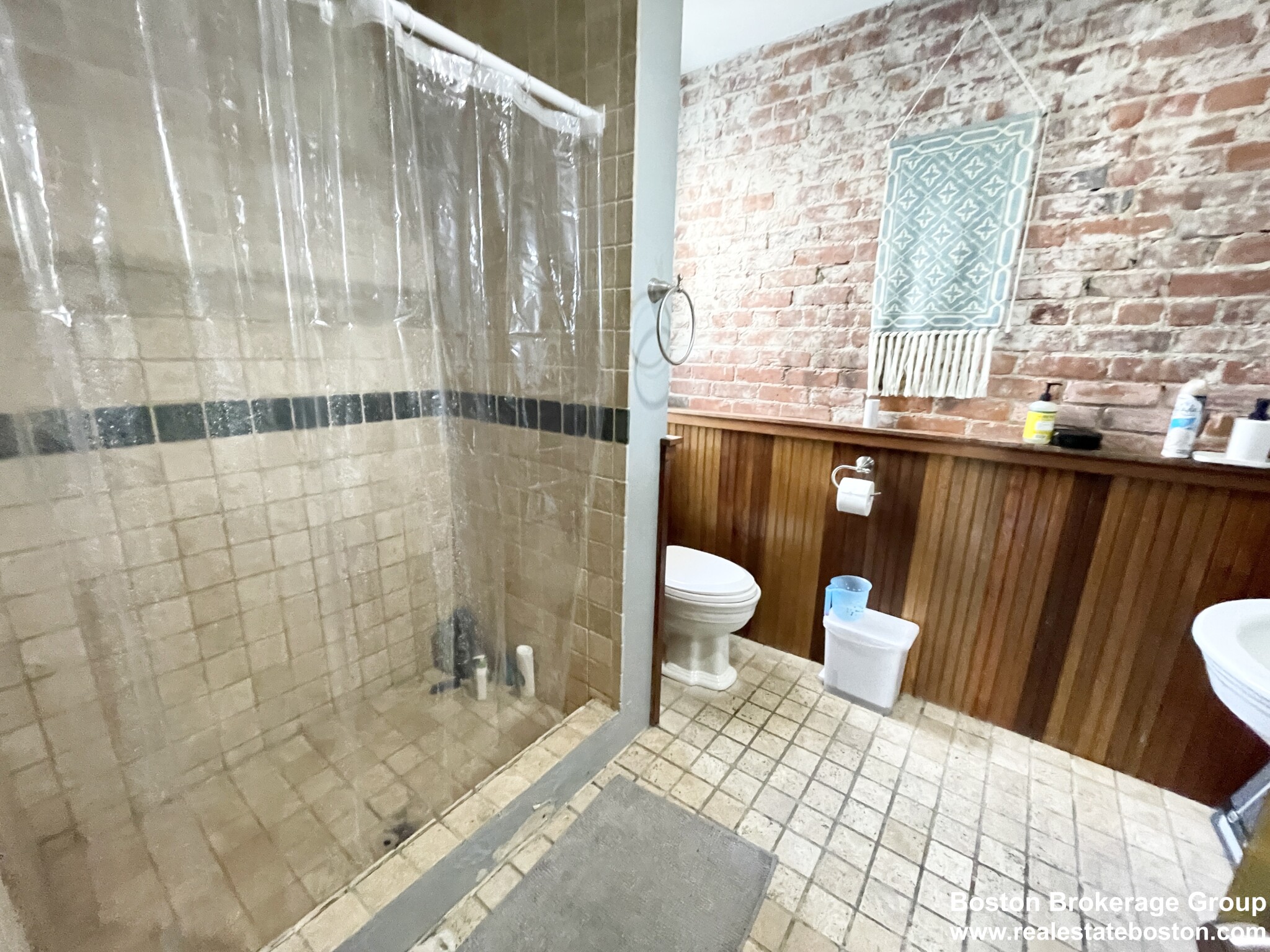 1193 Commonwealth Ave, Allston