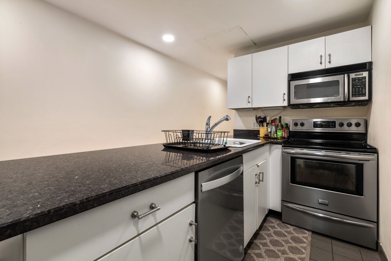 301 Shawmut Ave, South End