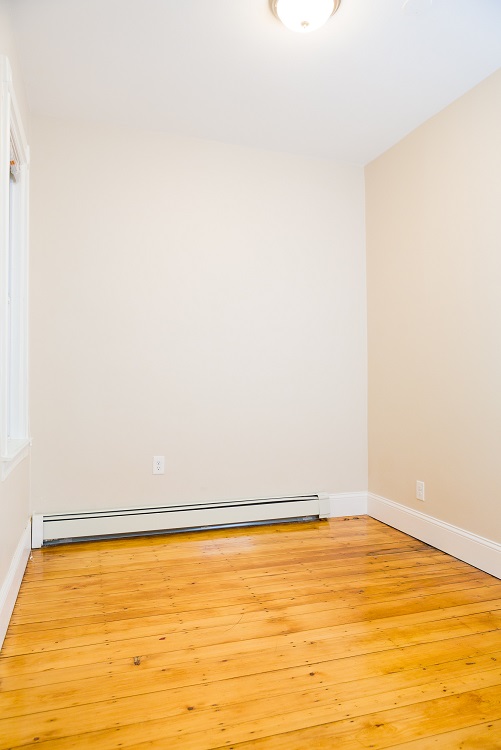 18 Ashley St, Jamaica Plain