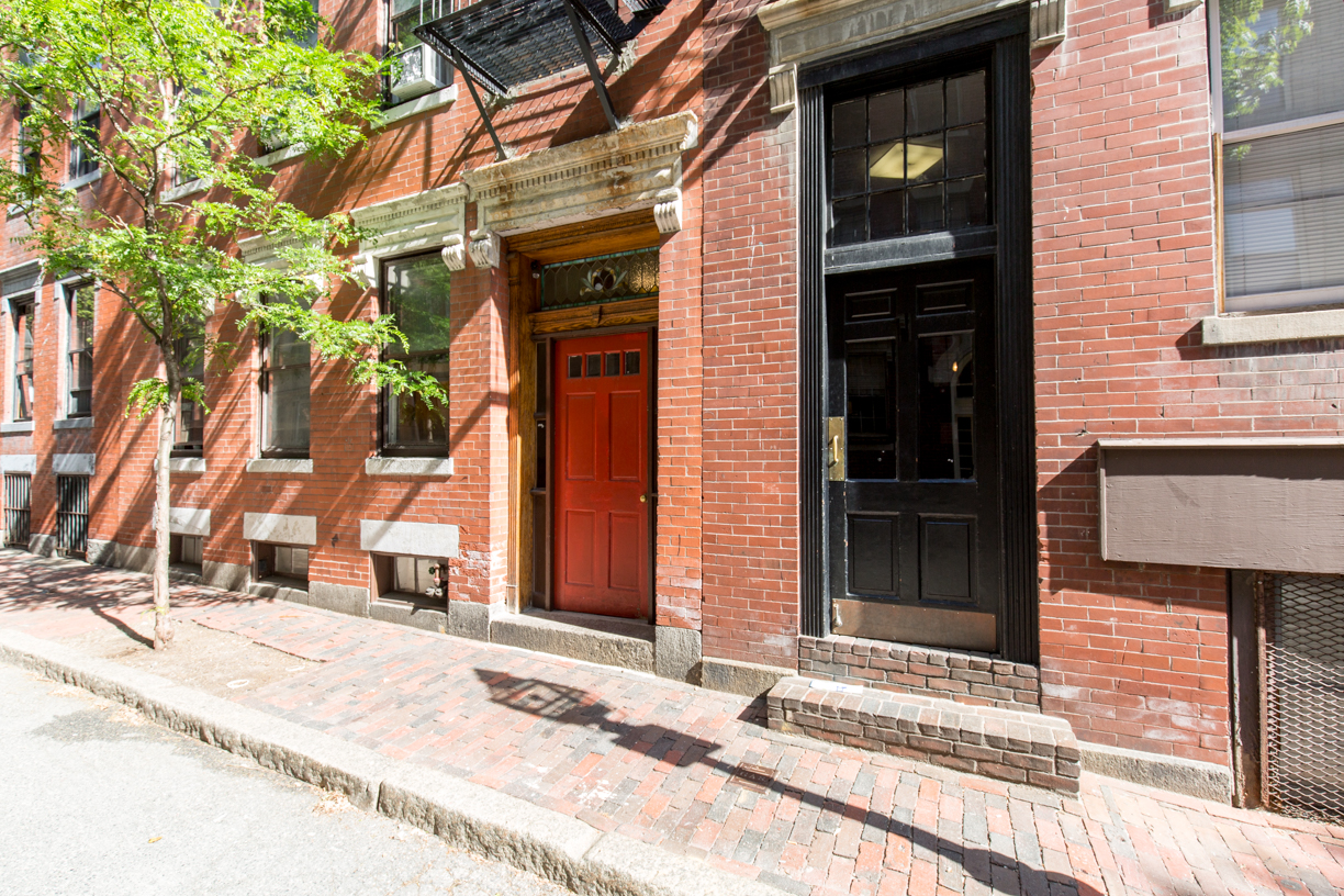 97 Myrtle St, Beacon Hill