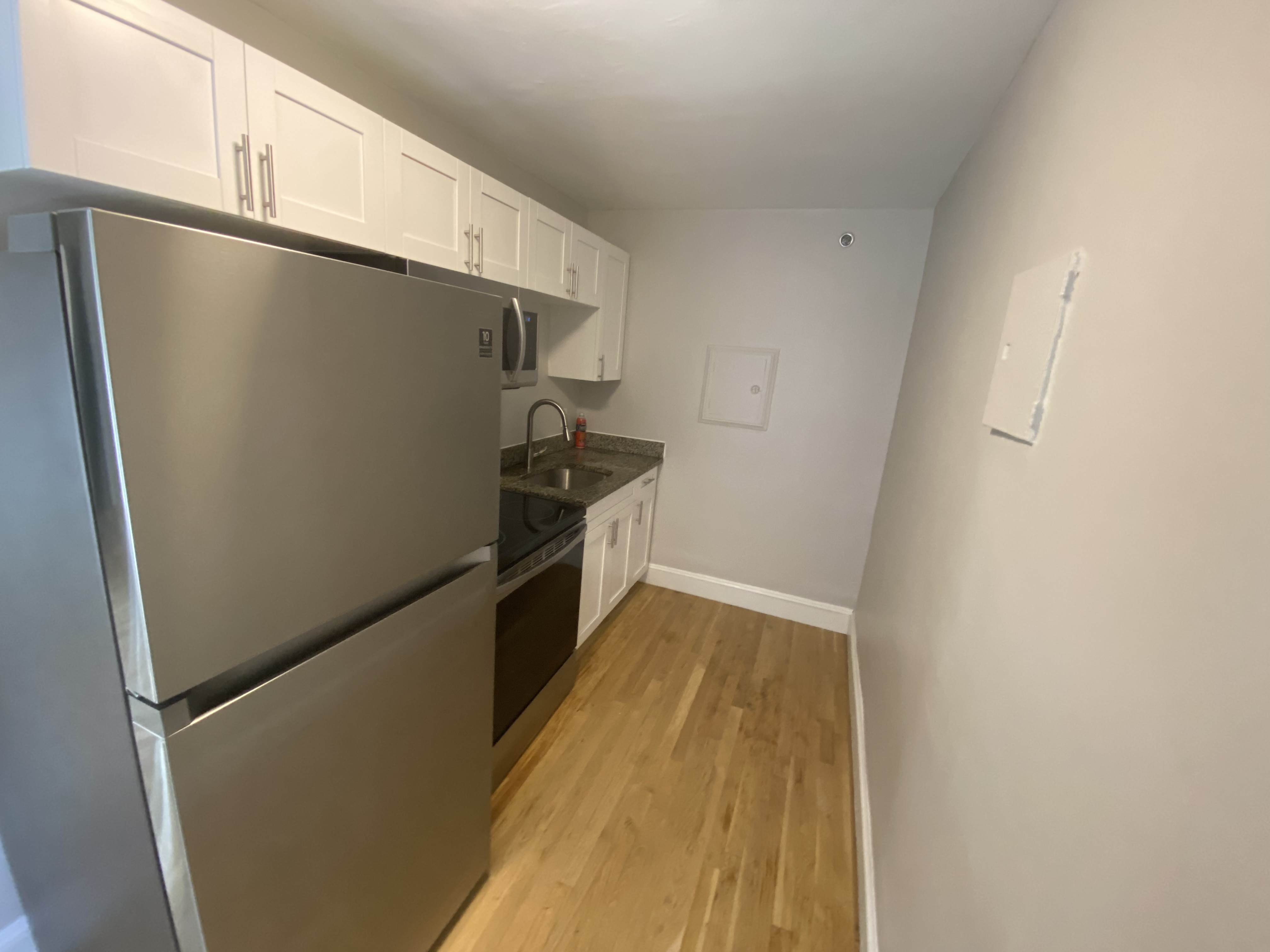 40 Butler Rd, Quincy