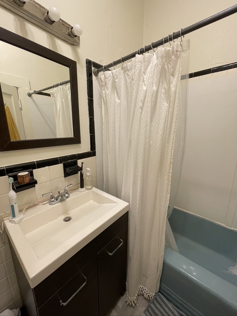 41 Bay State Rd, Fenway