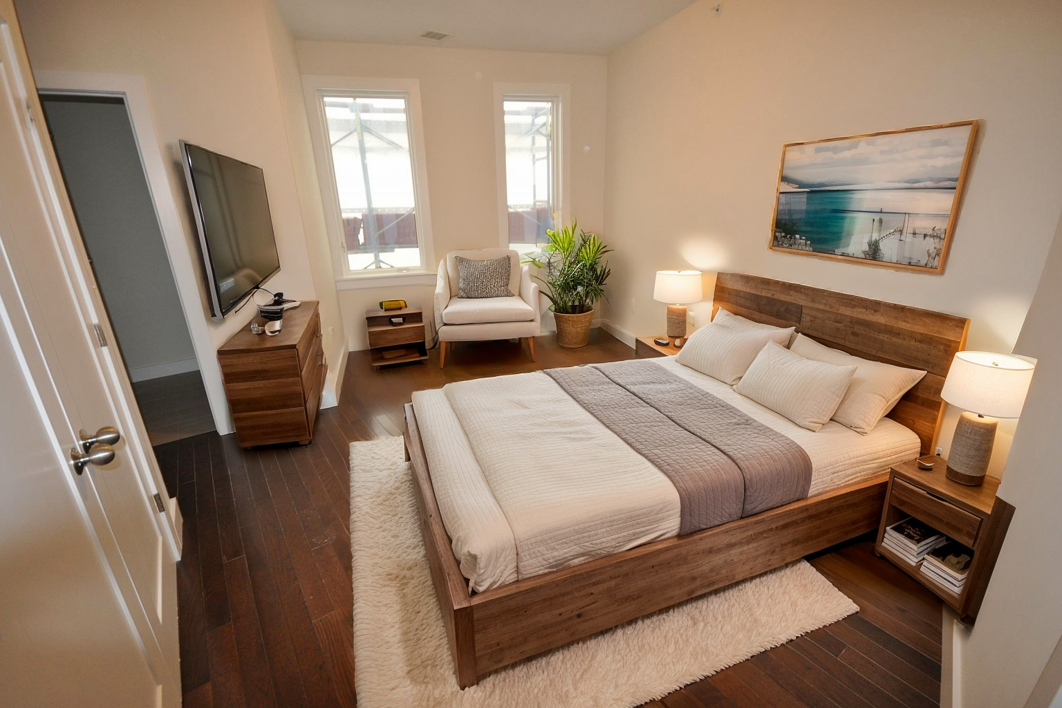 20 Sussex St, Roxbury