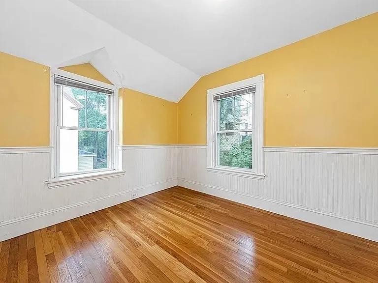 14 Eldora St, Mission Hill