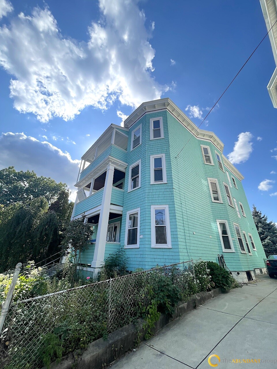 32 Belmont St, Davis Square