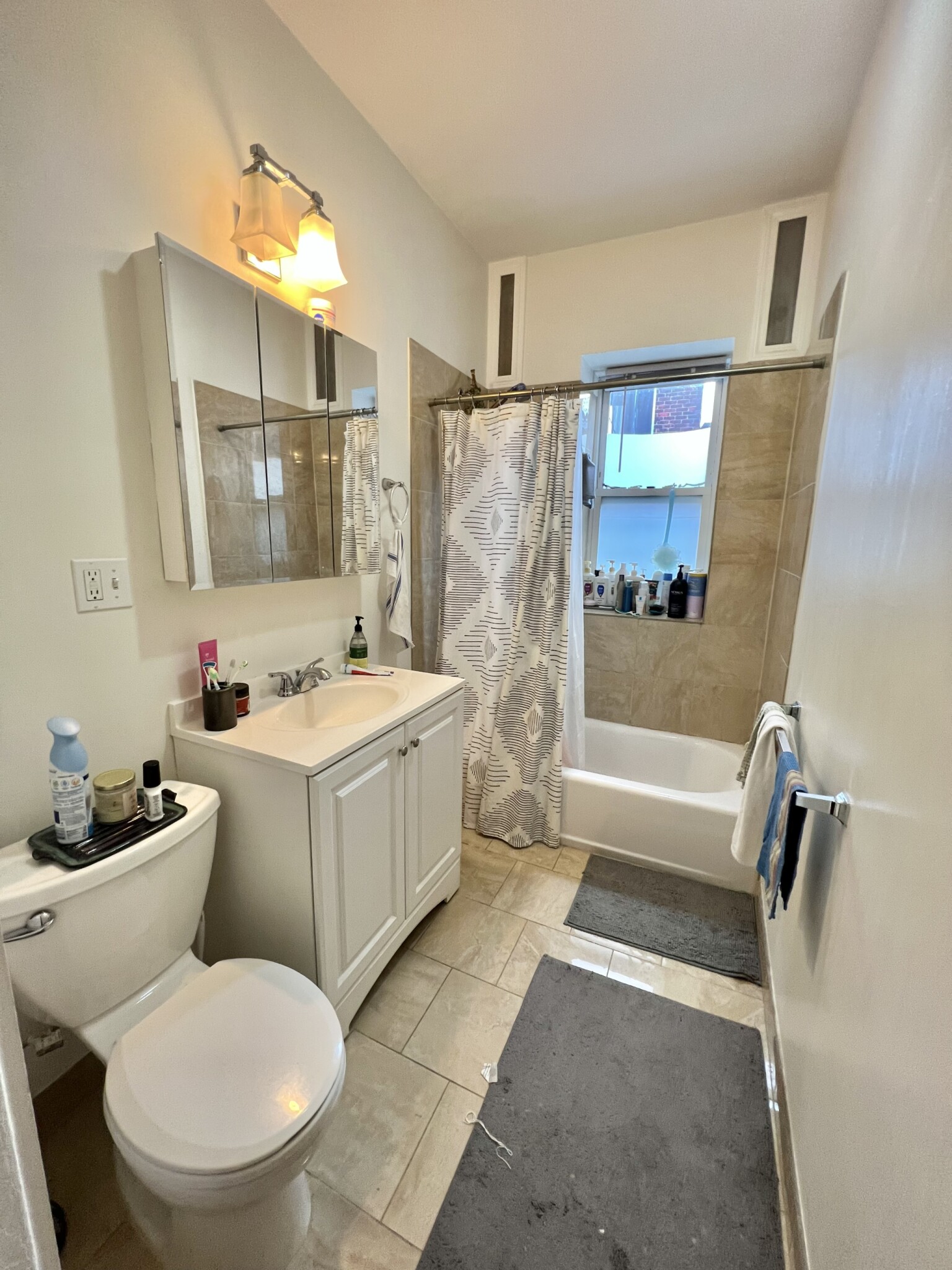 8 Farrington Ave, Allston