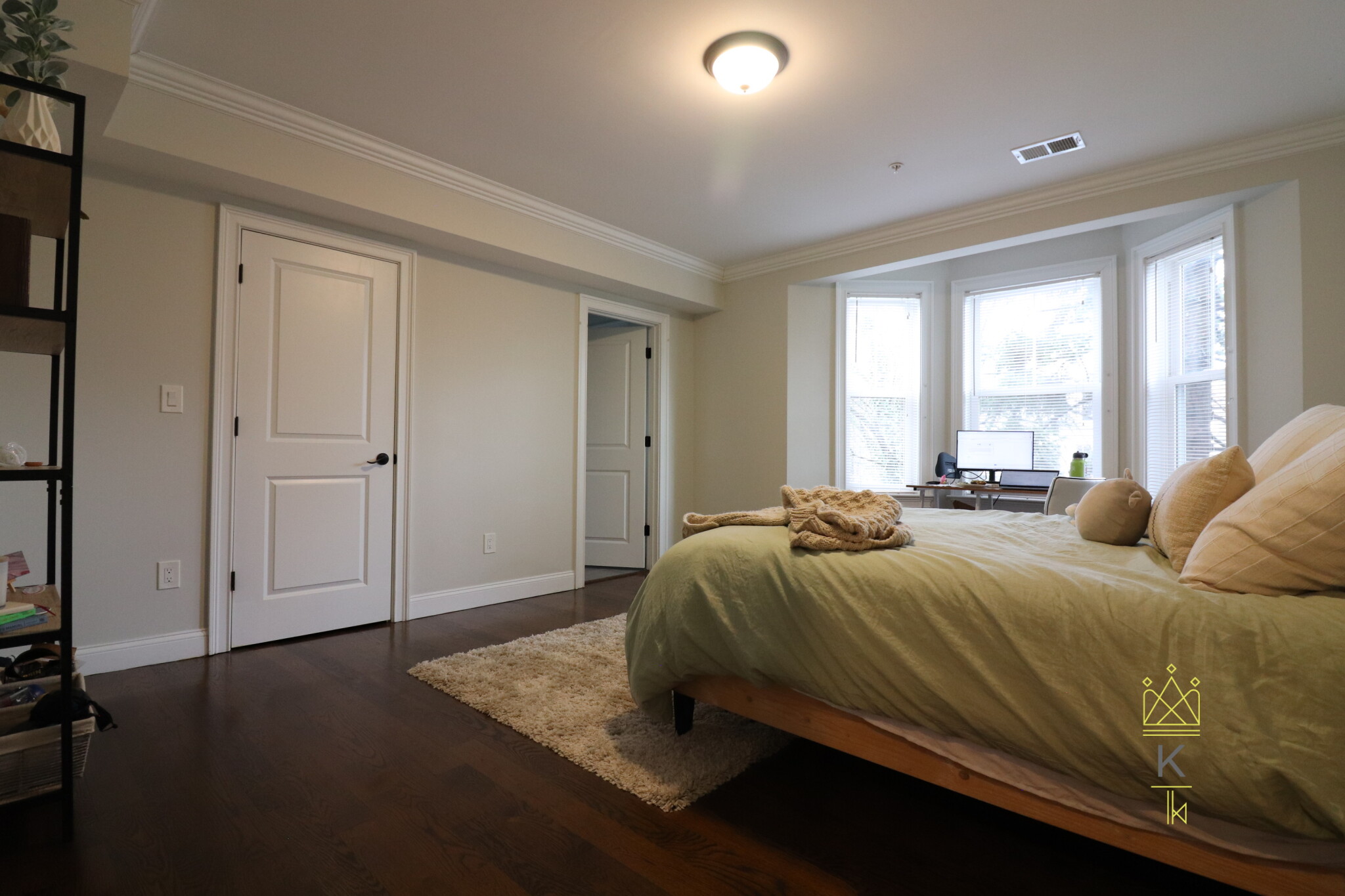 8 Nira Ave, Jamaica Plain