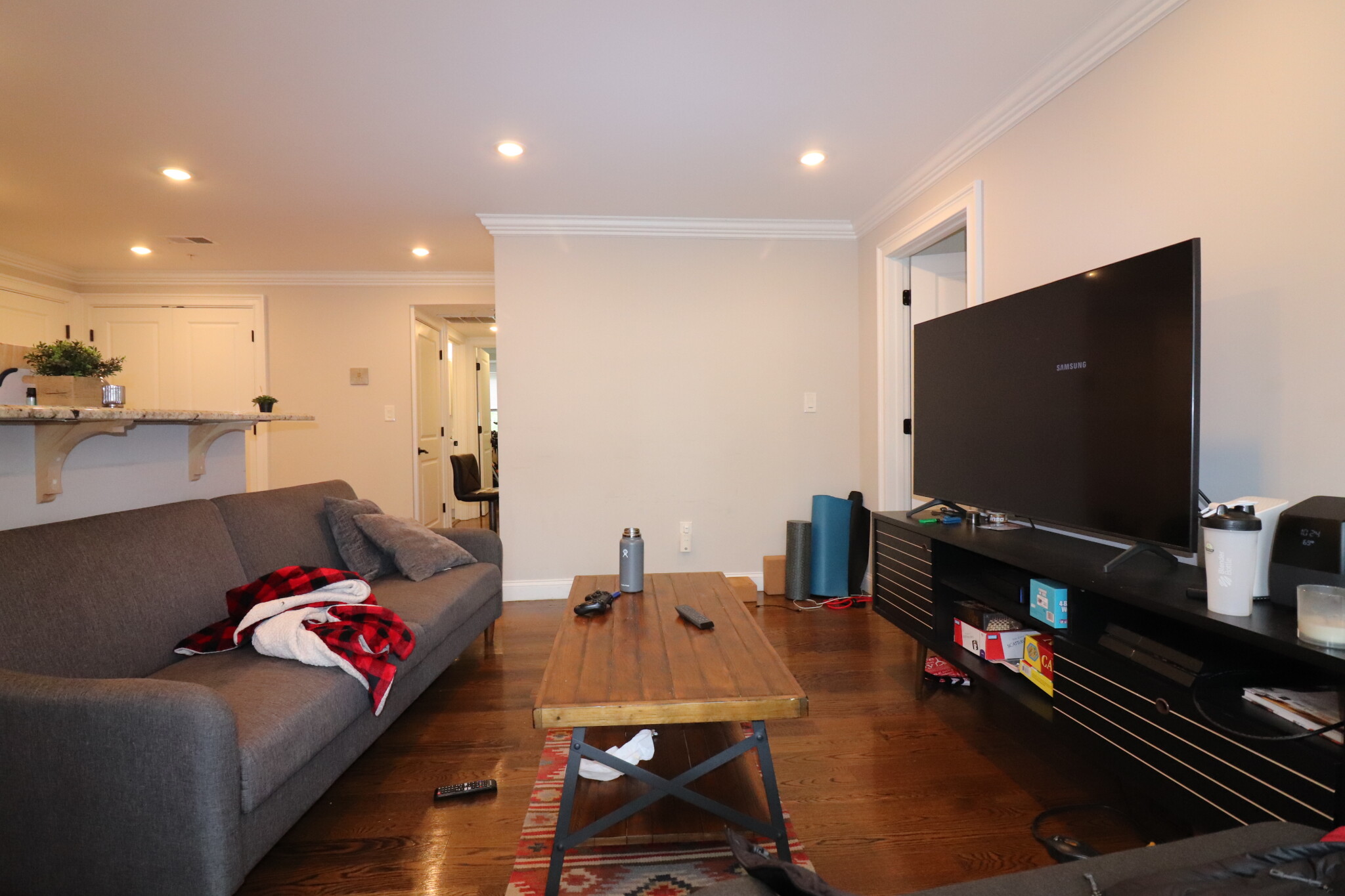 8 Nira Ave, Jamaica Plain