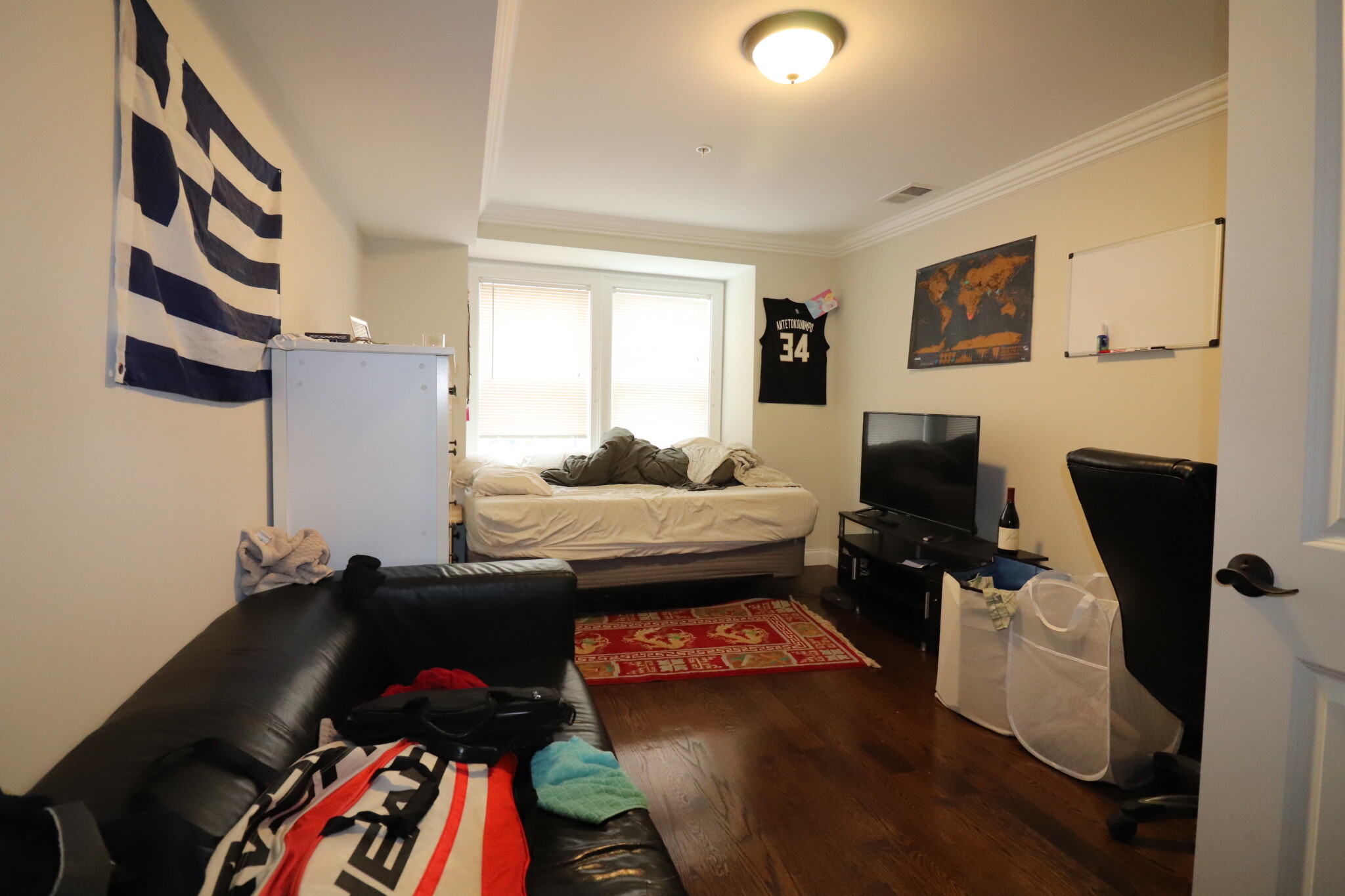 8 Nira Ave, Jamaica Plain