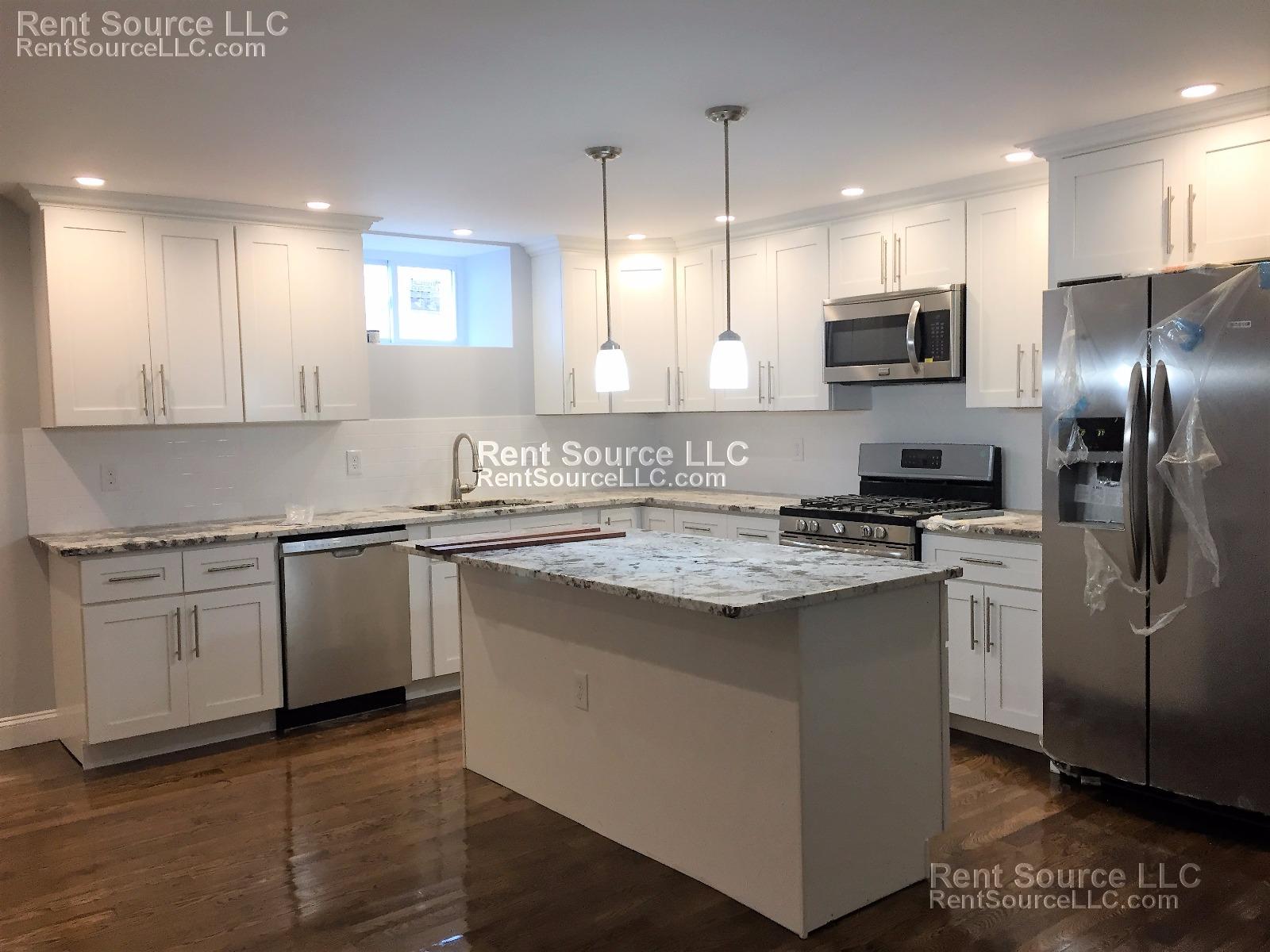 8 Parker St, Charlestown