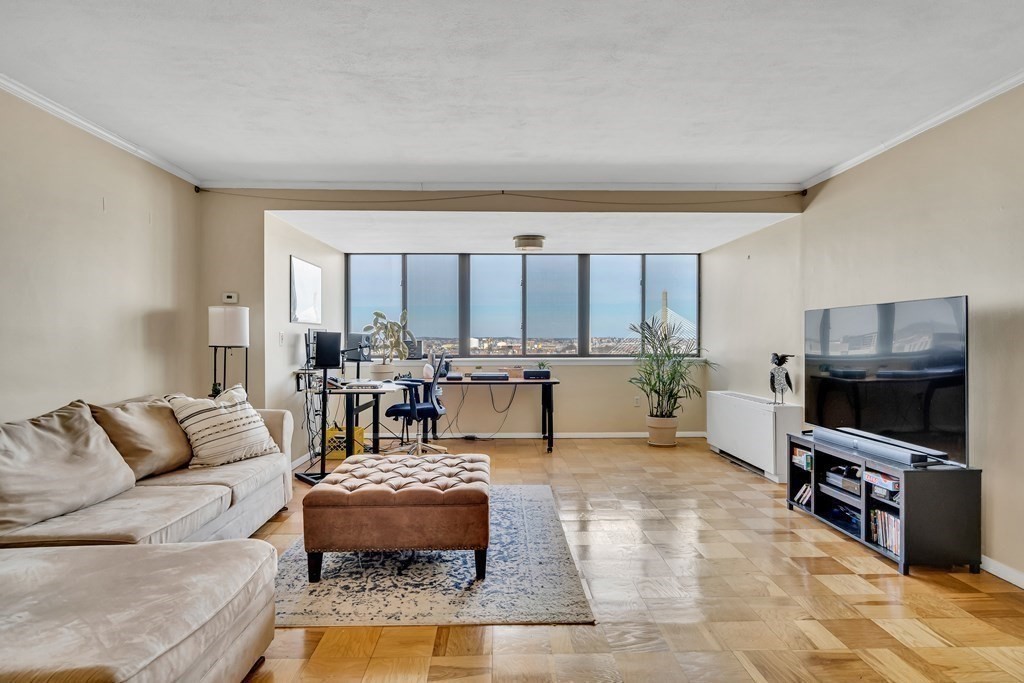 8 8 Whittier Pl, East Boston