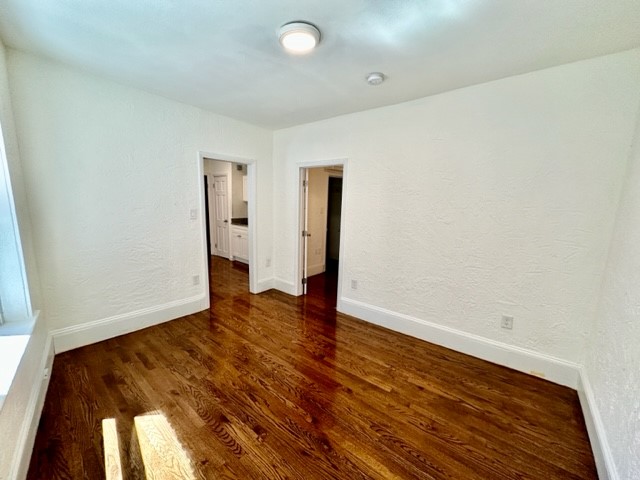 4 Garden Court St, North End