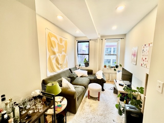 220 Hanover, North End