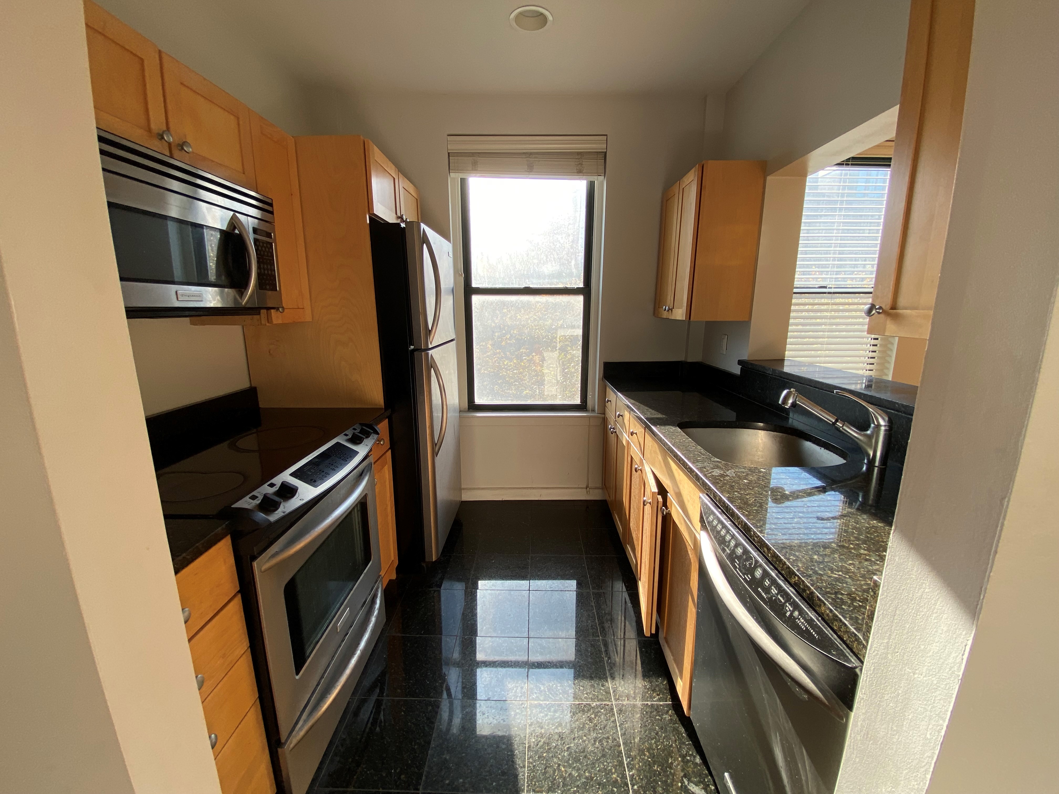 1661 Washington St, South End