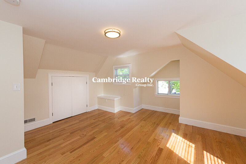 11 Winter Hill Rd, South Medford