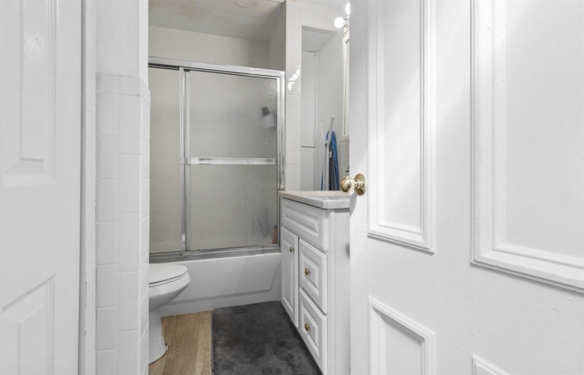 141 Newbury St, Back Bay