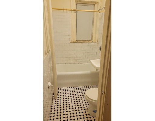 332 Salem St, Malden