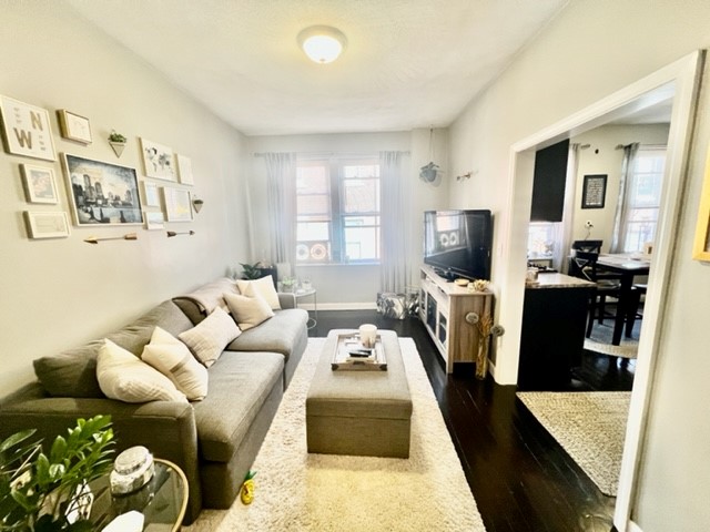 8 Margaret St, North End