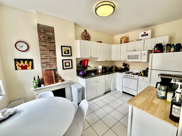 34 Mount Vernon St, Beacon Hill