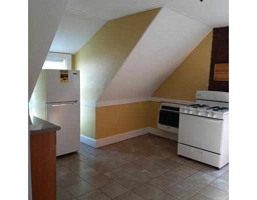 52 Harvest St, Dorchester