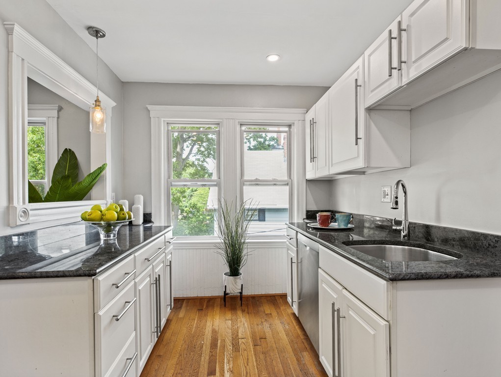 304 Lamartine St, Jamaica Plain