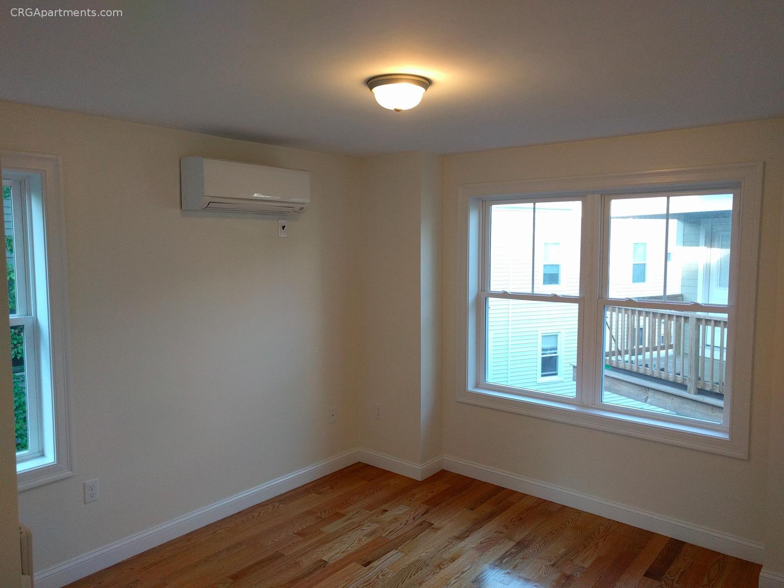 24 Beacon Pl, Ward Two