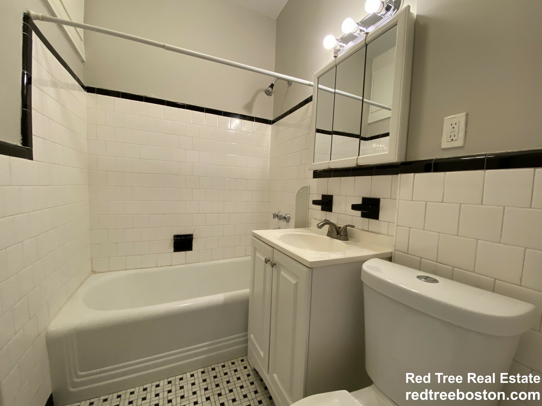 9 Sewall Ave, Coolidge Corner