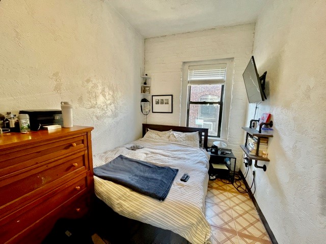 223 Endicott St, North End