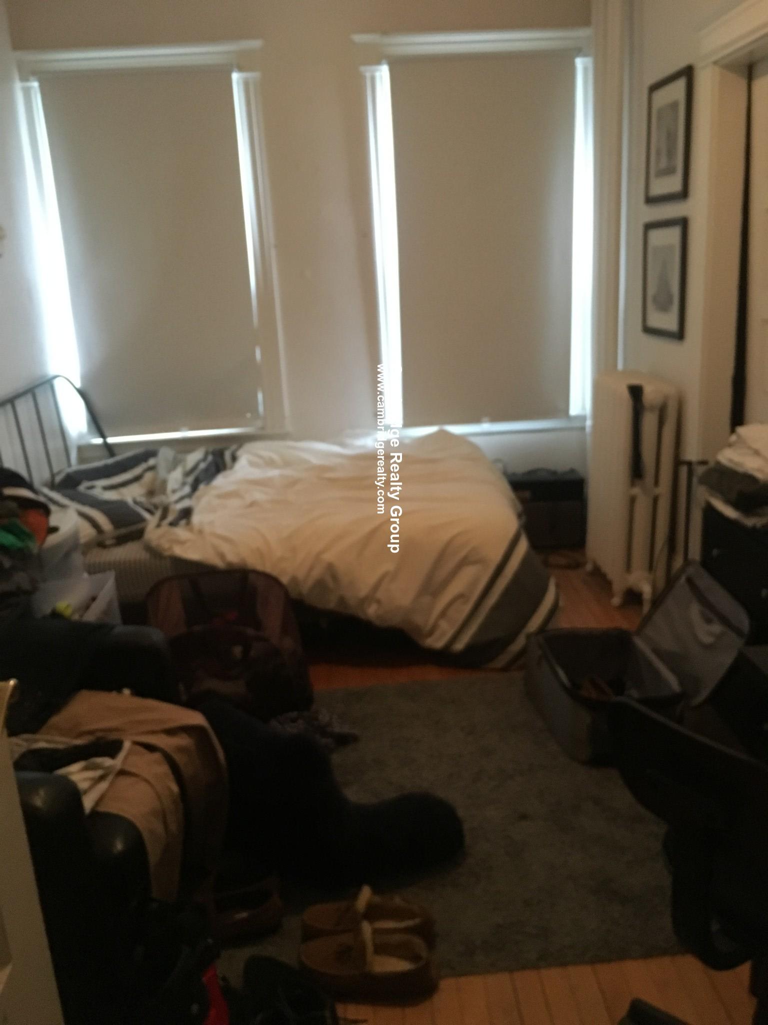 32 Chatham St, Harvard Square