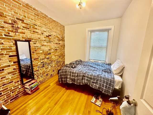 11 Unity St, North End