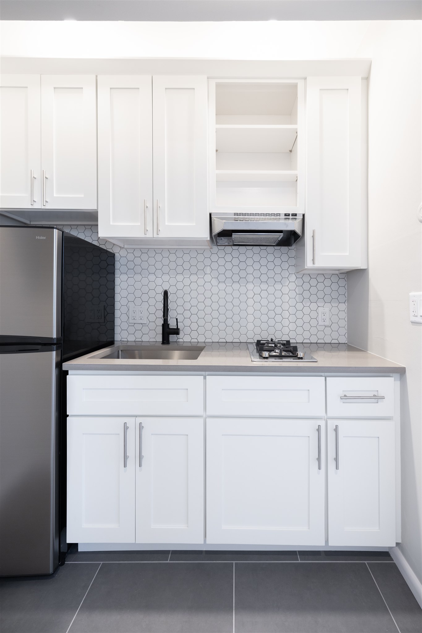 158 Saint Botolph St, Back Bay