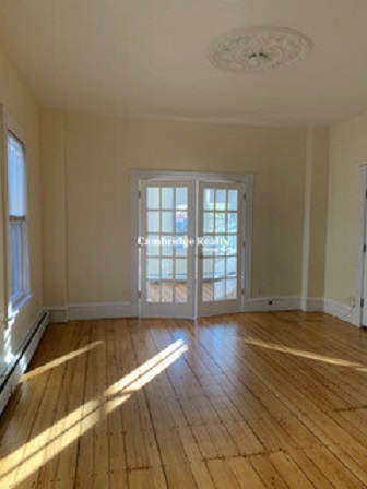 547 Broadway, Magoun Square