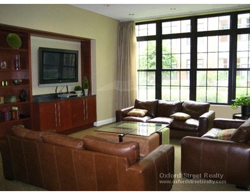 17 Otis St, East Cambridge