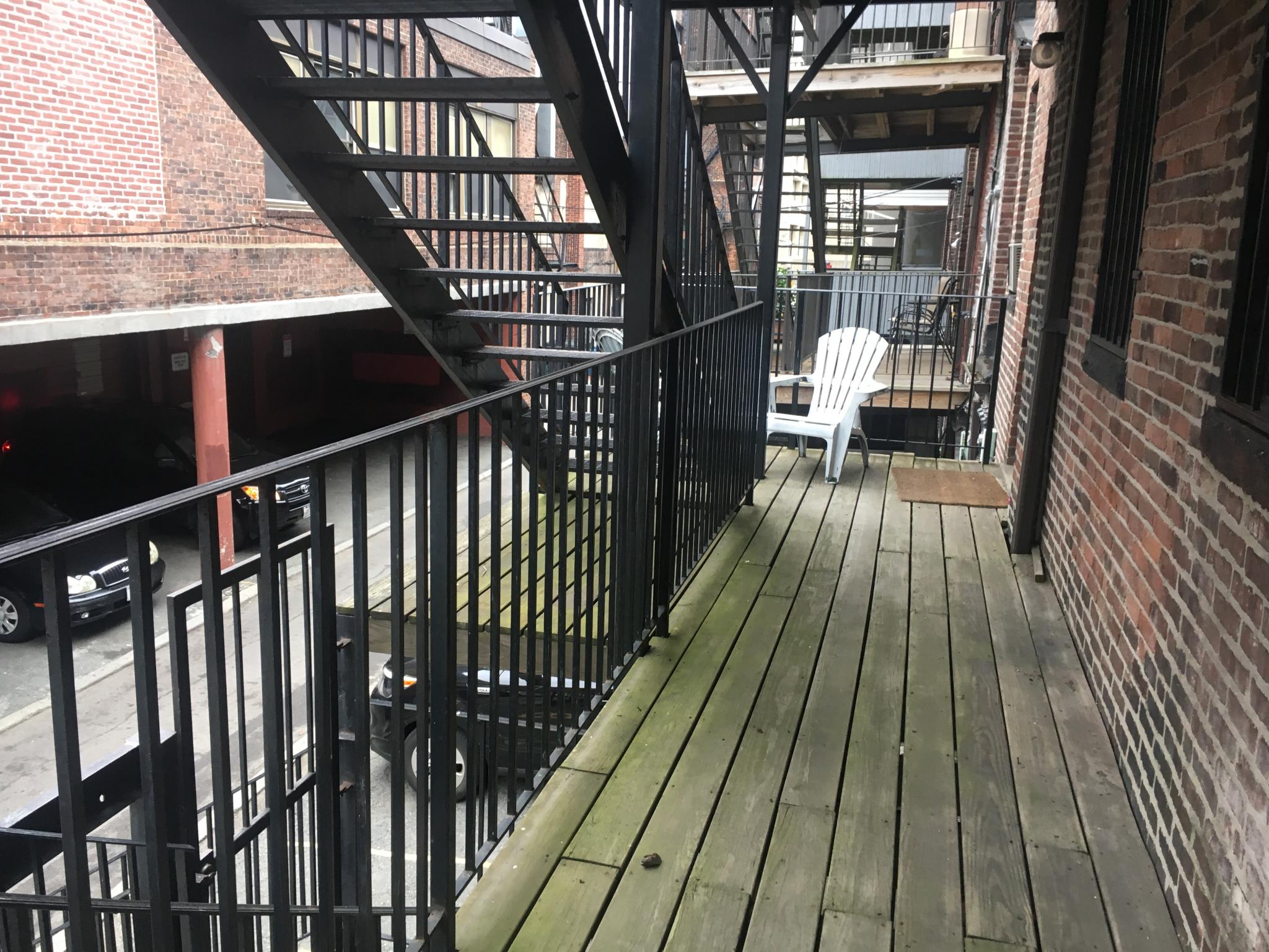 18 Edgerly Rd, Fenway