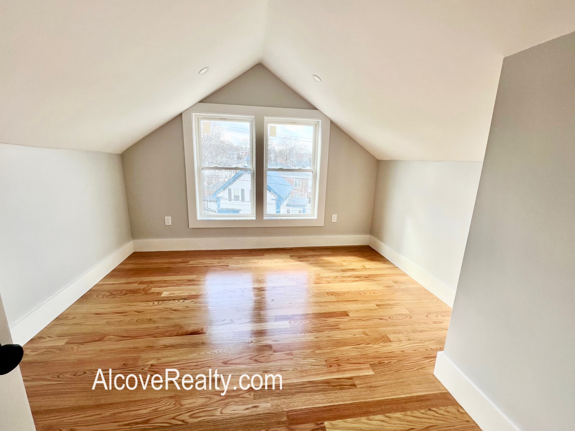 42 George St, South Medford