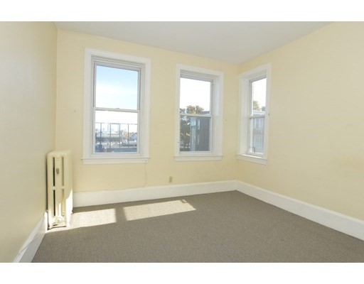 178 Brighton Ave, Allston