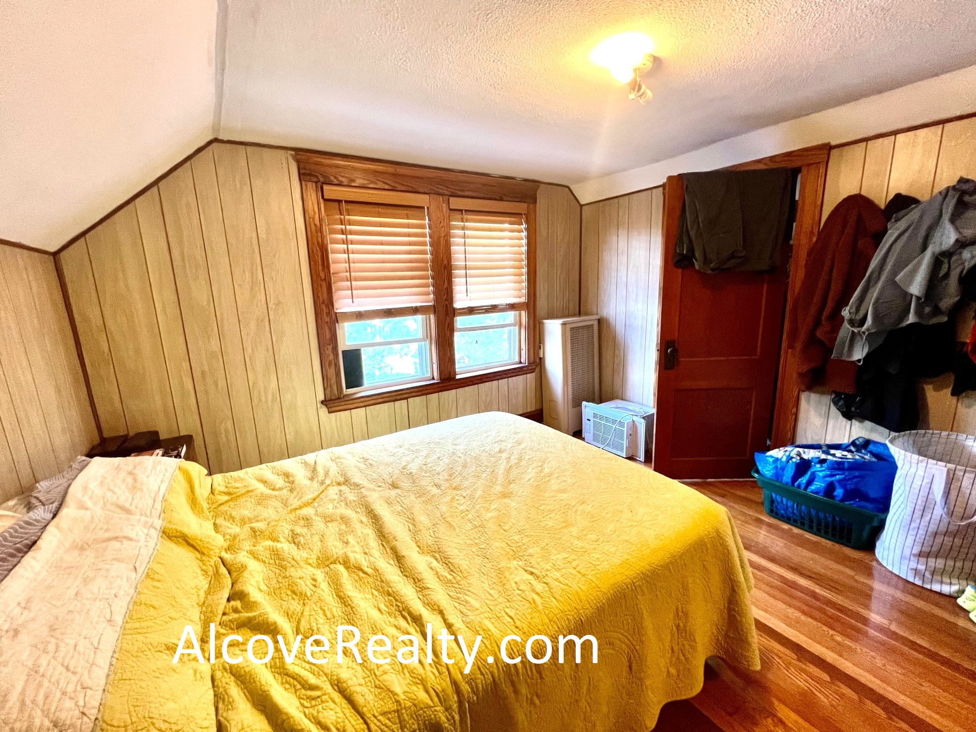 40 Alfred Rd, Arlington