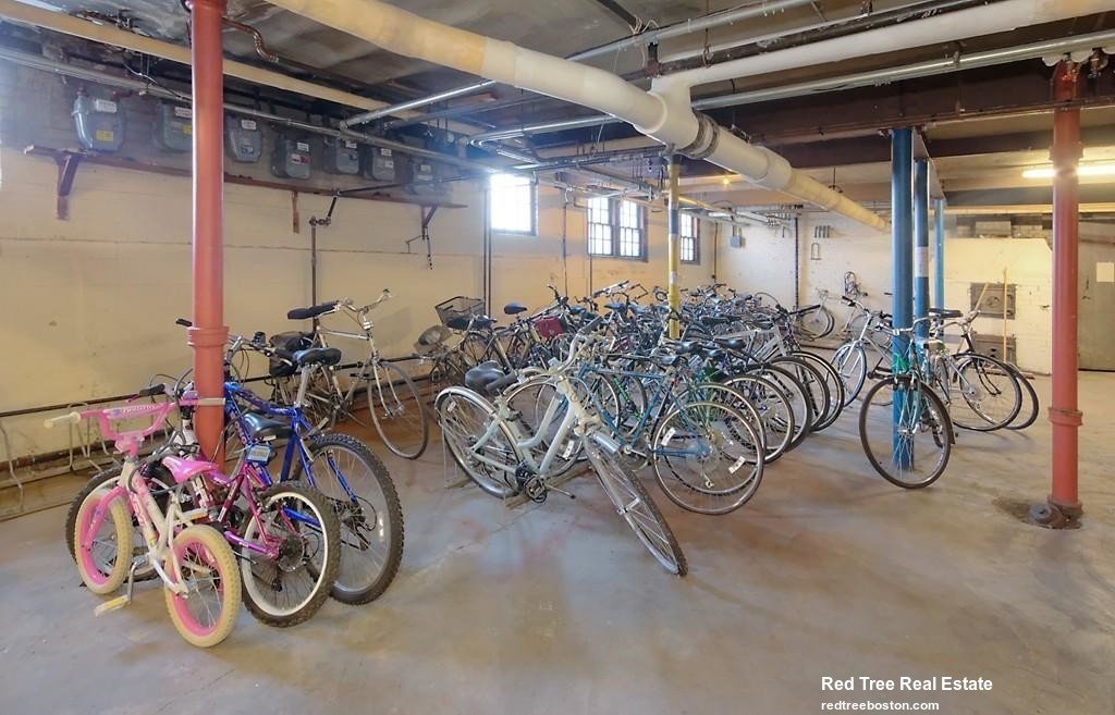 4 Washington Ave, Harvard Square