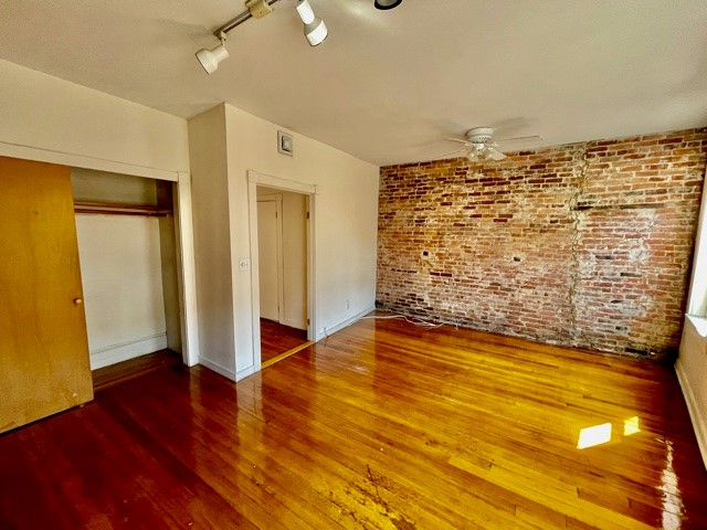 13 Charter St, North End