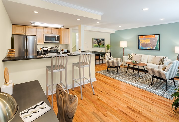 46 Independence Ave, Quincy