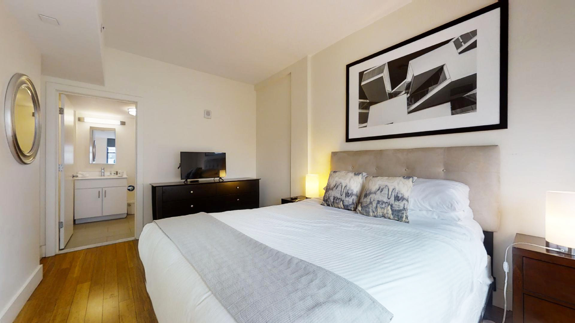 8 Winter St, Downtown