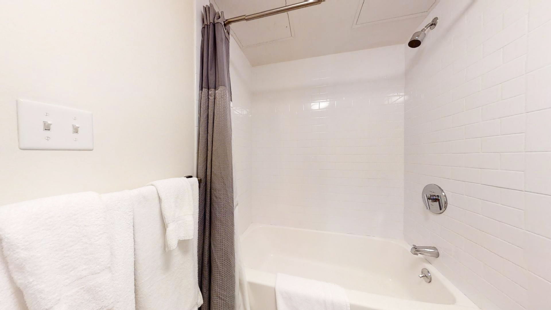 8 Winter St, Downtown