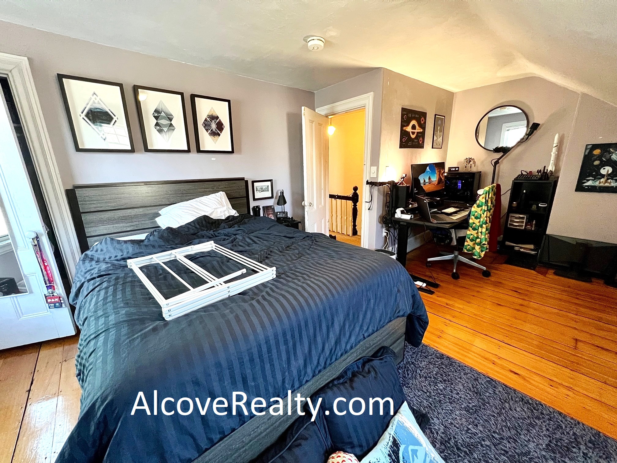 65 Willow Ave, Davis Square