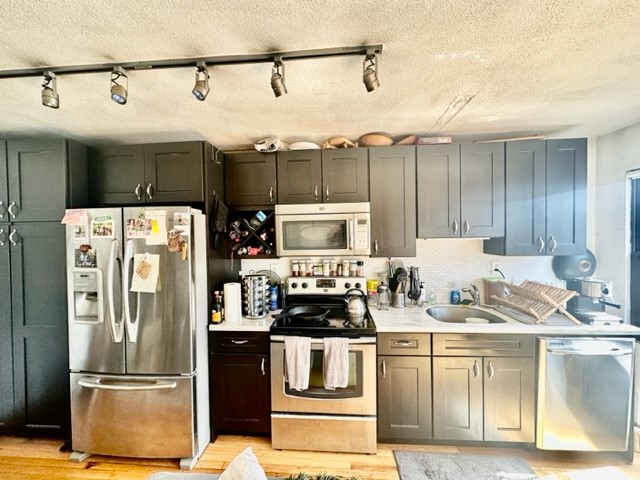 8 Harris St, North End